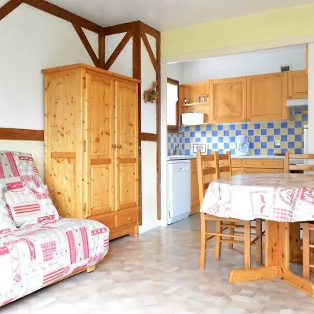 2 Pieces, 6 Couchages, Centre Du Grand-bornand, Proche Commerces Et Telecabine - Fr-1-241-106 *